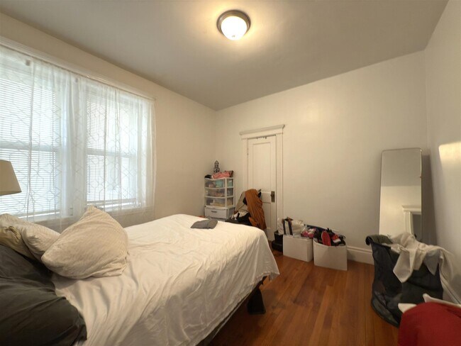 Photo - 82 Kirkland St Unit 1