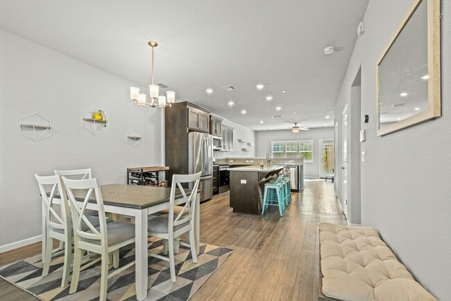 3918 Wickman Loop