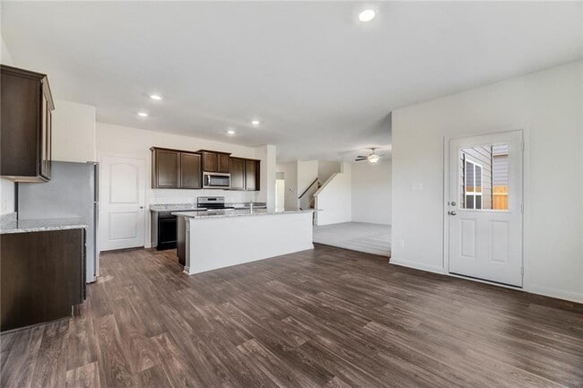 Photo - 116 Maywood Ln