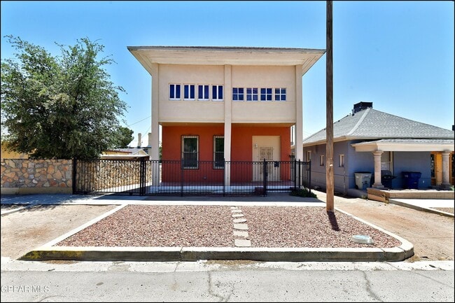 Photo - 612 E Nevada Ave