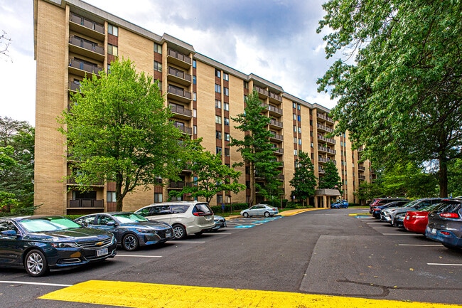 Photo - 3101 S Manchester St Condo Unit 620