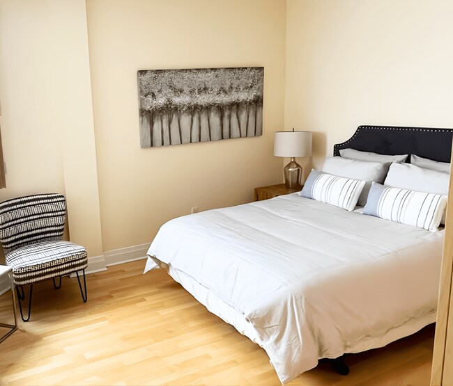 Photo - William's Court B