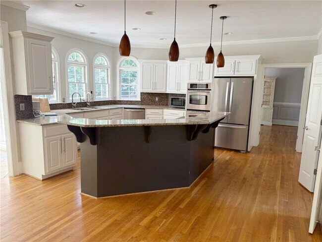 Photo - 305 Pilgrimage Point