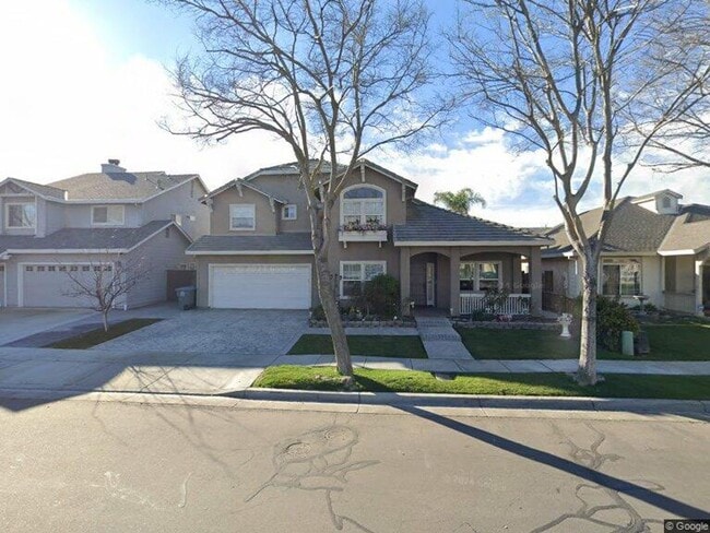 Building Photo - Coming Soon-Elegant 4 Bedroom, 3.5 Bathroo... Rental