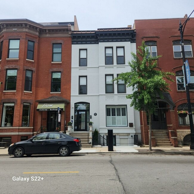 Photo - 2252 N Clark St Apartment Unit 3