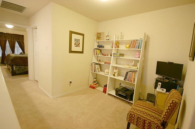 Photo - 24654 Folkstone Cir