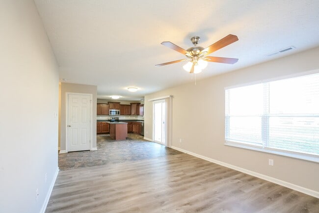 Photo - 2571 Apple Tree Ln