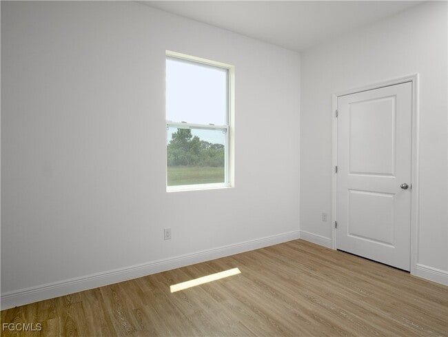 Photo - 1140 Jay Terrace