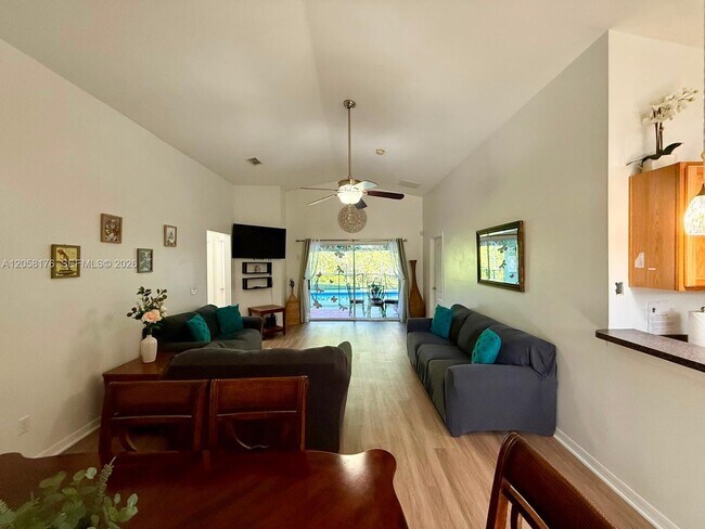 Photo - 803 Sandy Ridge Dr