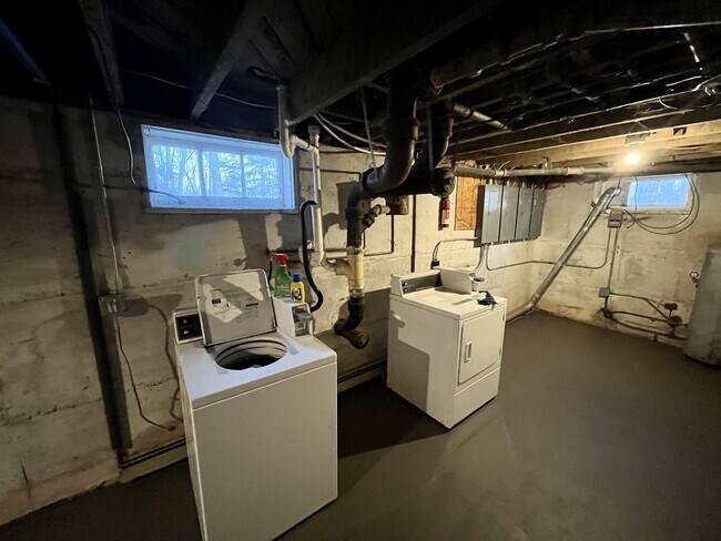 Photo - 13496 Velp Ave Unit B