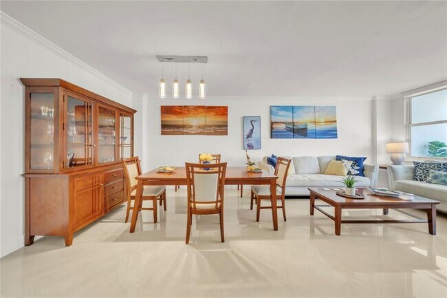 Photo - 3725 S Ocean Dr Unidad 1220{available now)
