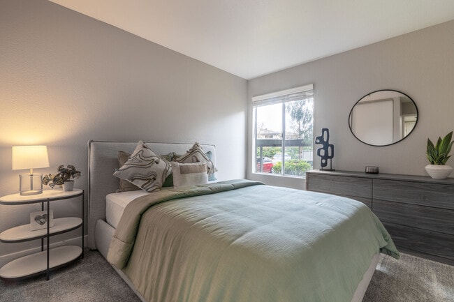 GATEWAY APARTMENTS