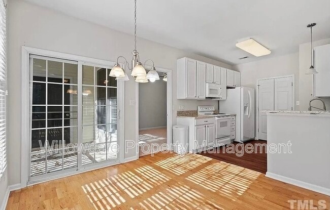 Photo - 3313 Kudrow Ln