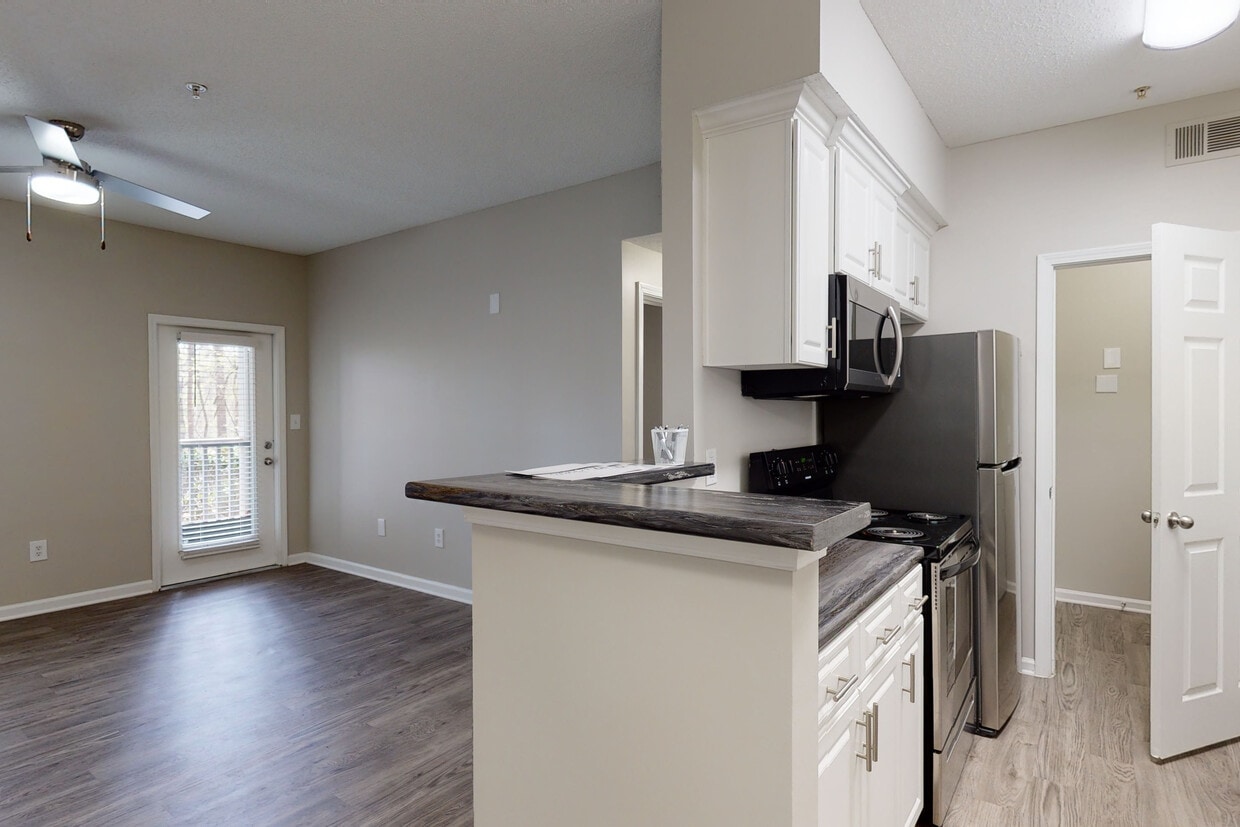 Photo - 12th and James Luxury Apartments