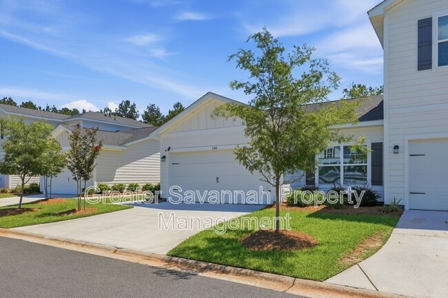 130 Danbury Ct