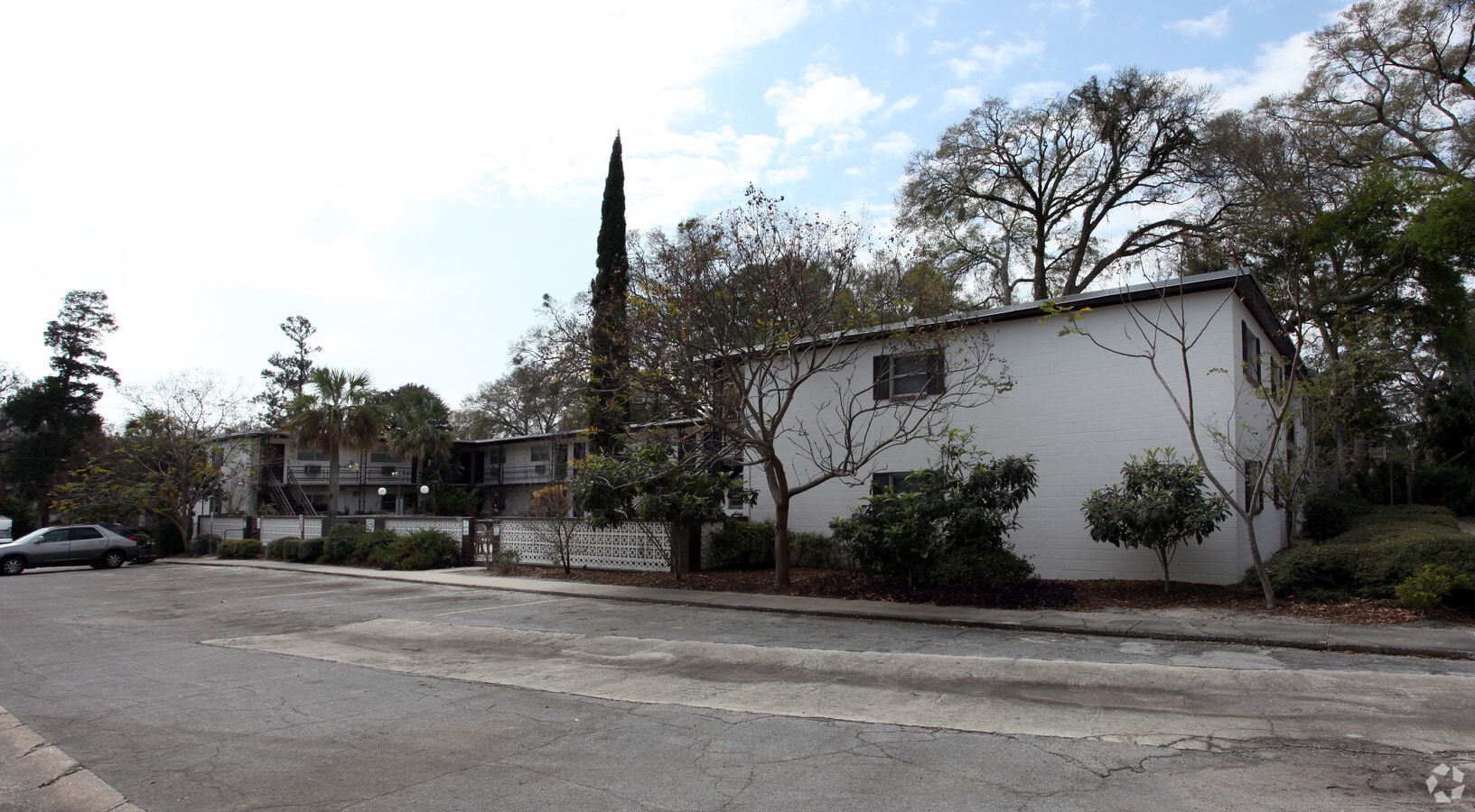 Photo - Almira Garden Apartments