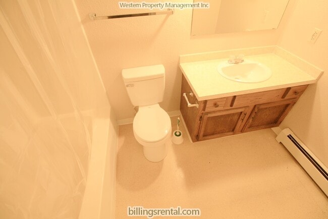 Bathroom - 1217 Yellowstone Ave Unit #C