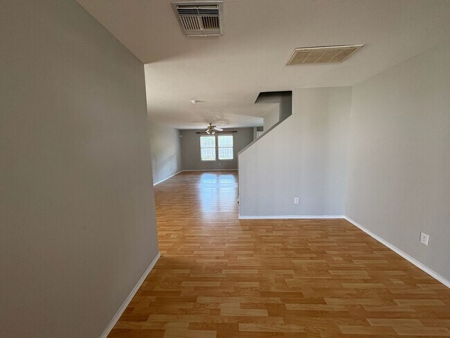 Photo - 7810 Maverick Trace Ln