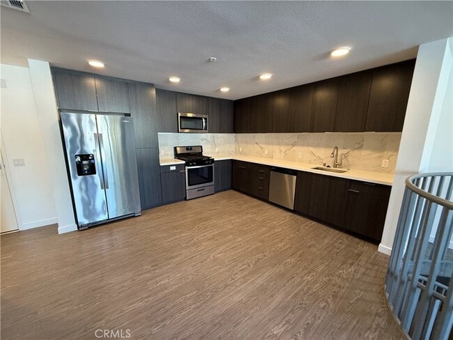Photo - 5750 Hollywood Blvd Condo Unit 232