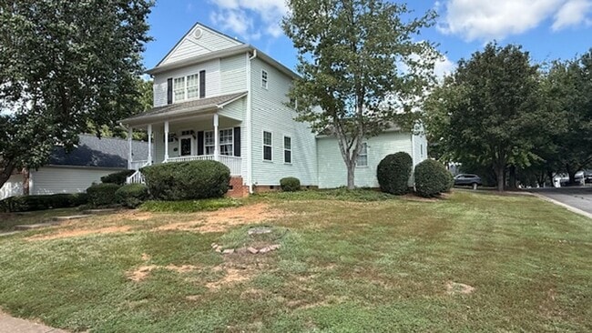 Building Photo - 417 Hyannis Dr Rental