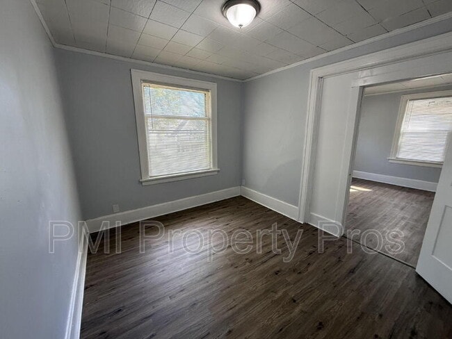 Photo - 2853 N Booth St