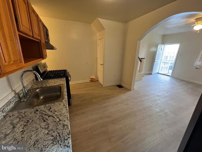 Photo - 258 S Cecil St