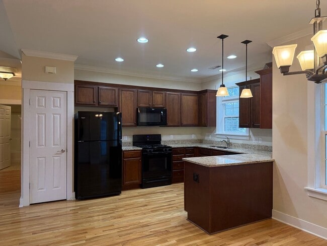 Photo - Townhouse walking distance to Black Mountain available now!