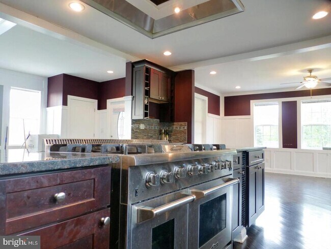 Photo - 2621 Stenhouse Pl