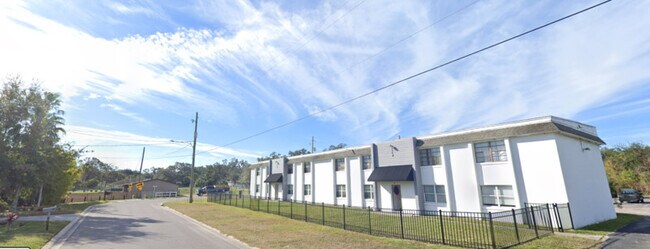 Building Photo - 34 S Ortman Dr Unit 34 - D Rental