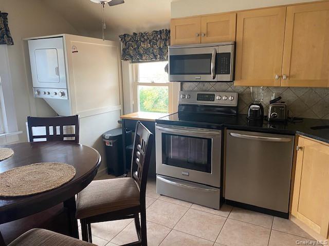 Photo - 994 Pacific St Unit 2nd Fl