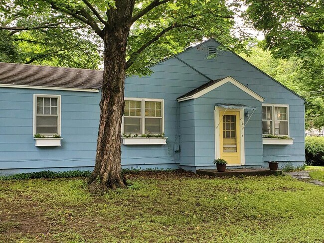 710 10th - 710 10th House