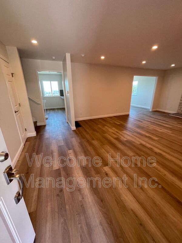 Photo - 16233 San Remo Dr