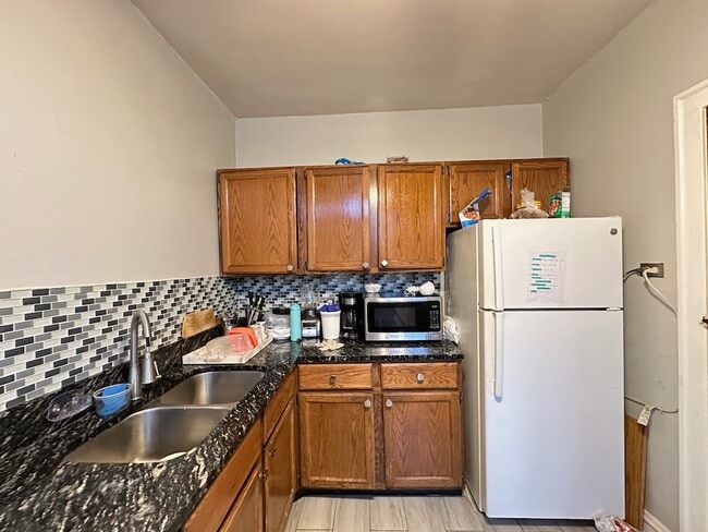 Photo - 5642 N Kimball Ave Unidad W4