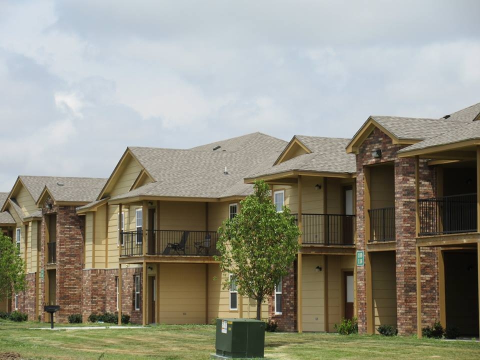 Jefferson Park Apartments - Jefferson Park Apartments
