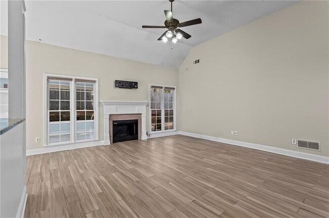 Photo - 3030 Northcliff Dr