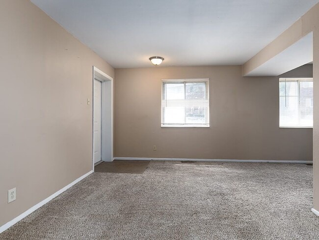 Open Floor Layout - Emerald Crossing