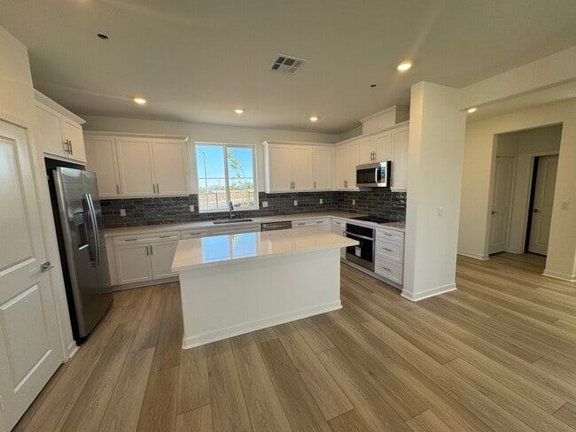 Building Photo - 31506 Lolite Dr Rental