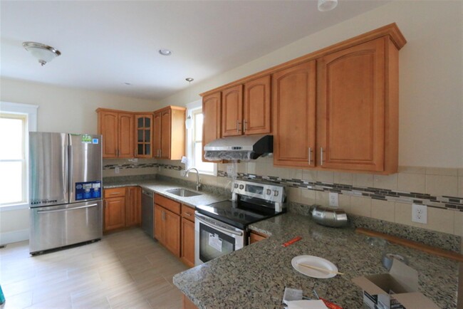 Photo - 14 Bay State Ave Unidad 2 Rental