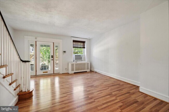 Photo - 2735 N 46th St