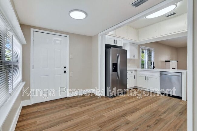 Photo - 3714 Morton Ave
