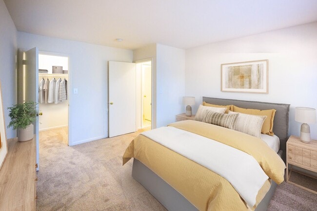 Photo - Melrose Place Apartments
