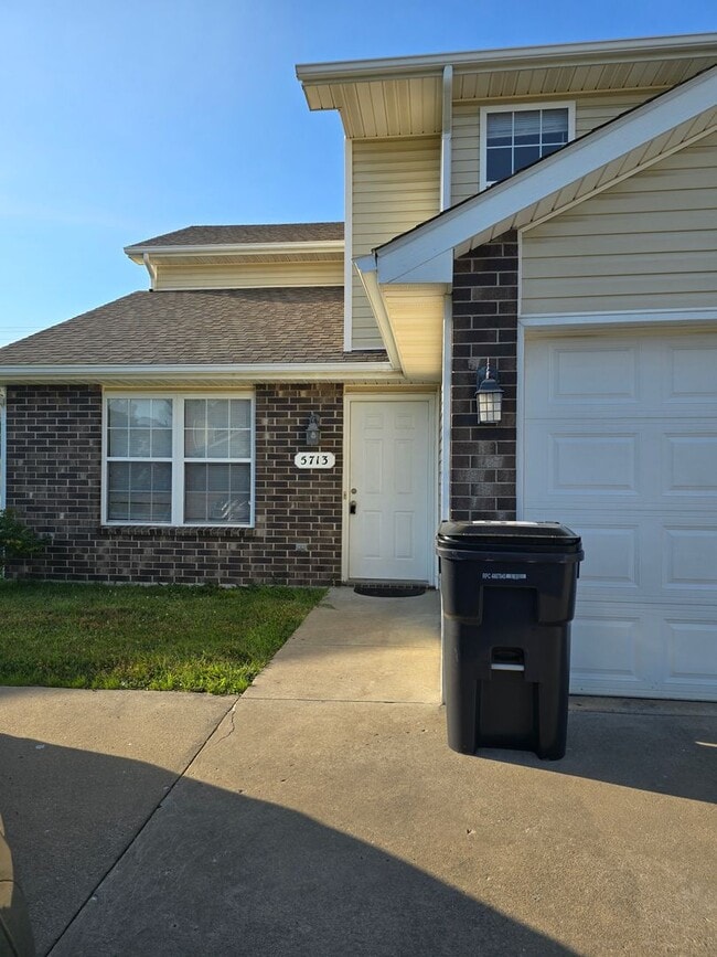 Building Photo - 5713-5715 Canaveral Dr. Unit 5713 Canaveral