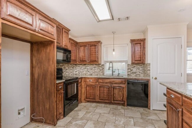 Photo - Located in Canyon TX Close to WT !!! 3/2/2 CH/A