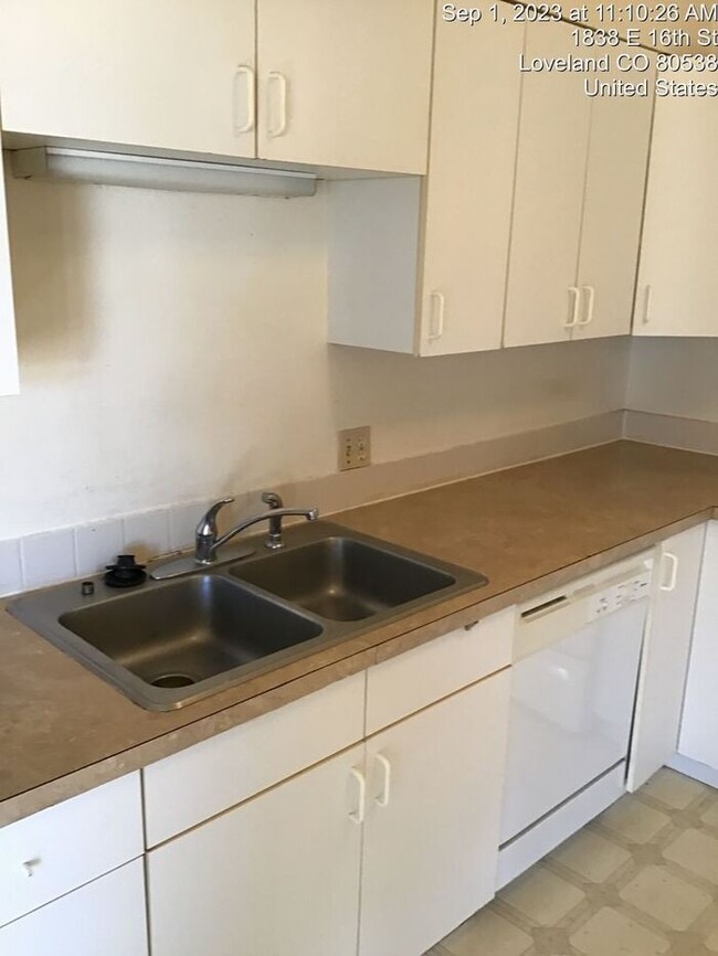 Photo - 2 Bedroom 1 Bath - Garden Level Apartment