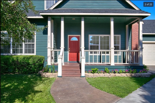 Photo - 2275 NE Nuttail Ct Unit 2275 Nuttail Ct