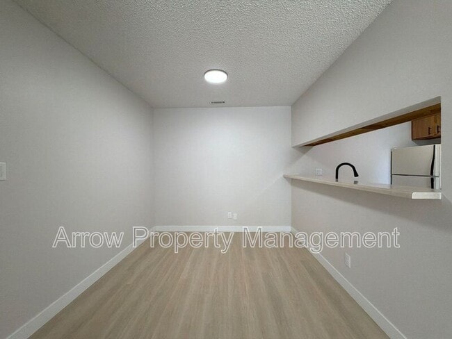Photo - 2334 N 44th St Unit 19