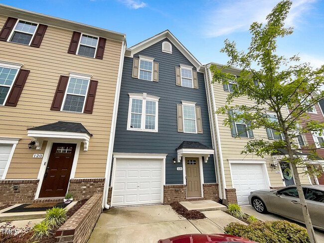 Room in Townhome on Journey Pl - Room in Townhome on Journey Pl