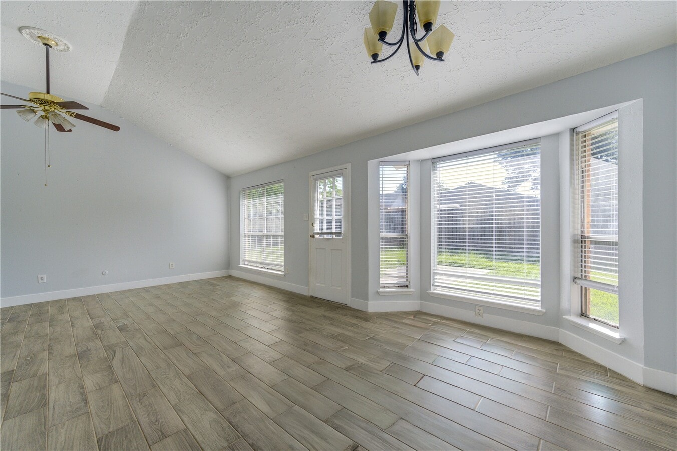 Photo - 7506 Stone Pine Ln