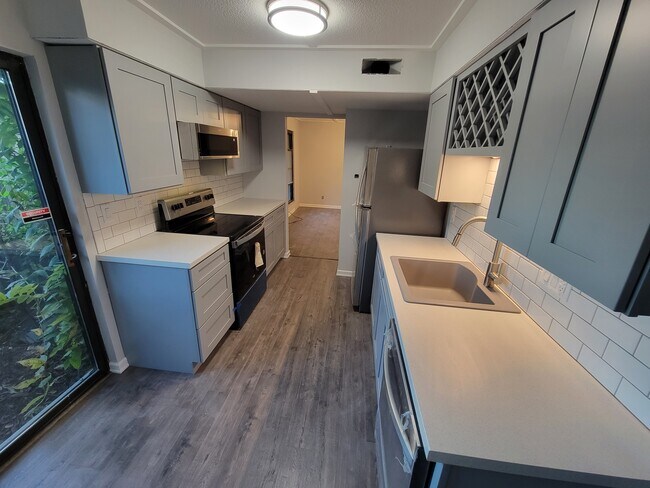 Photo - 154 Chatterbird Dr