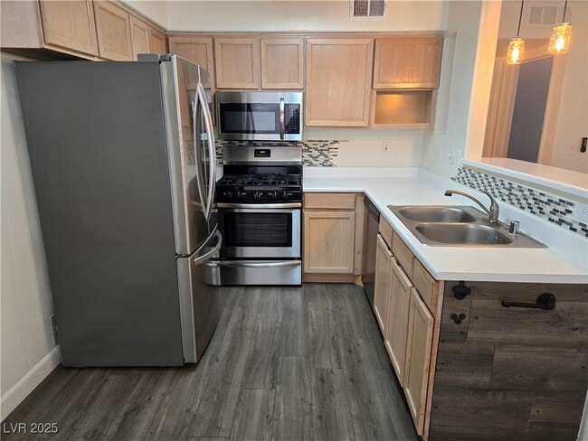 Photo - 3168 Tarpon Dr Unidad 103